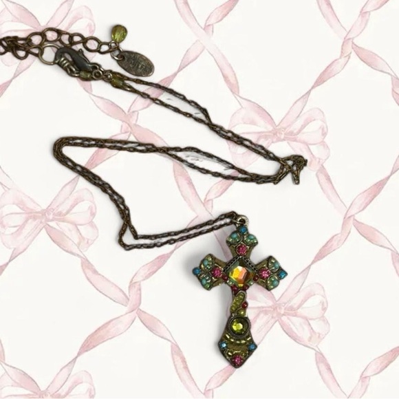 Swarovski firefly iridescent cross pendant Necklace - Picture 1 of 6